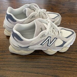 NEW BALANCE 9060
